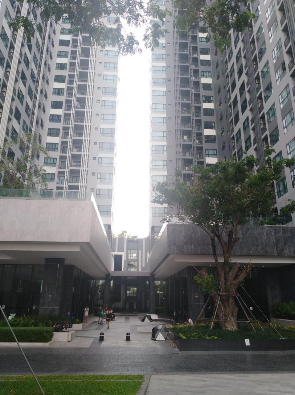 Aparthotel The​ Base​ ​Pattaya​ By Ammy Esterno foto