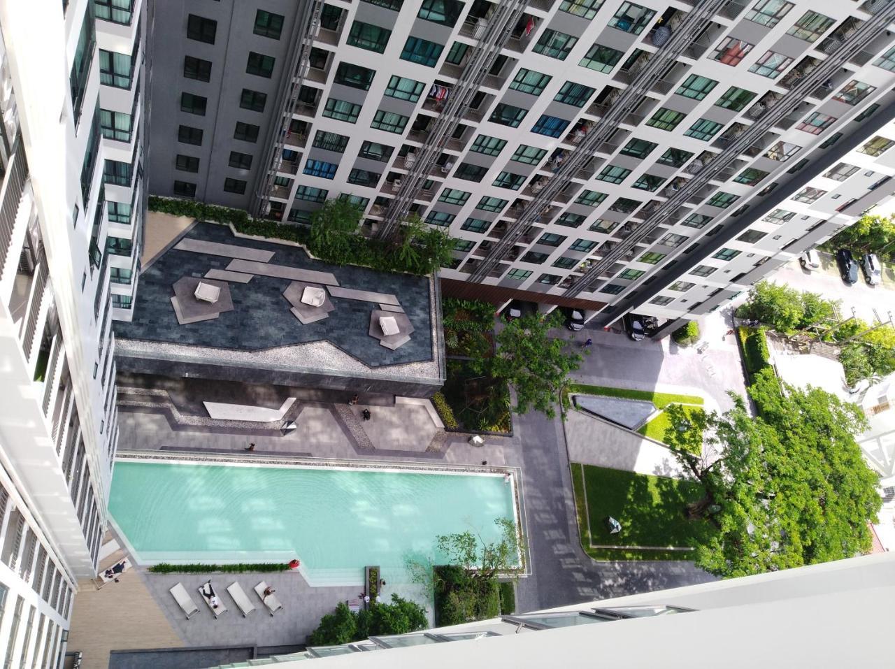 Aparthotel The​ Base​ ​Pattaya​ By Ammy Esterno foto